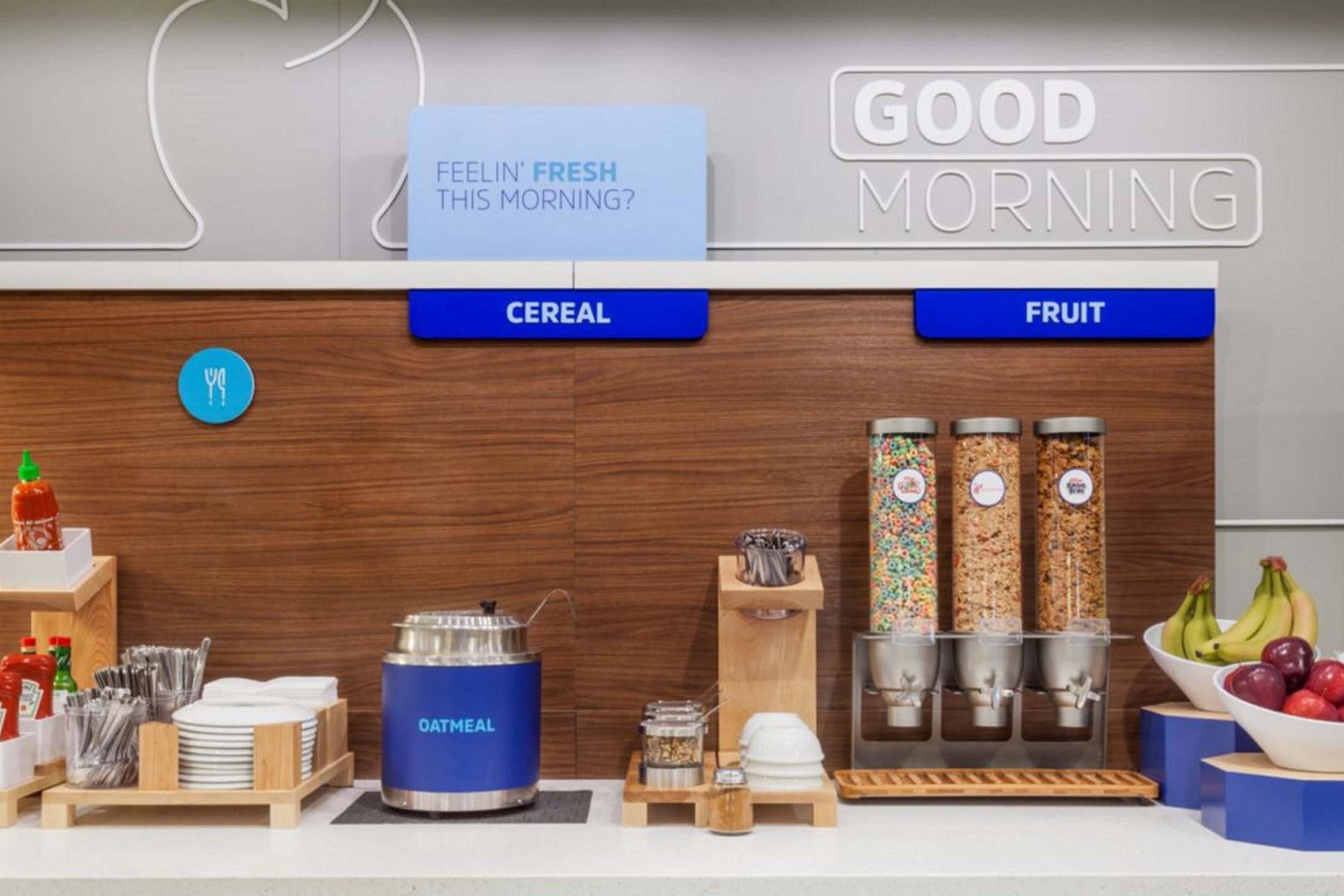 Holiday Inn Express & Suites - Springfield North By Ihg Ngoại thất bức ảnh