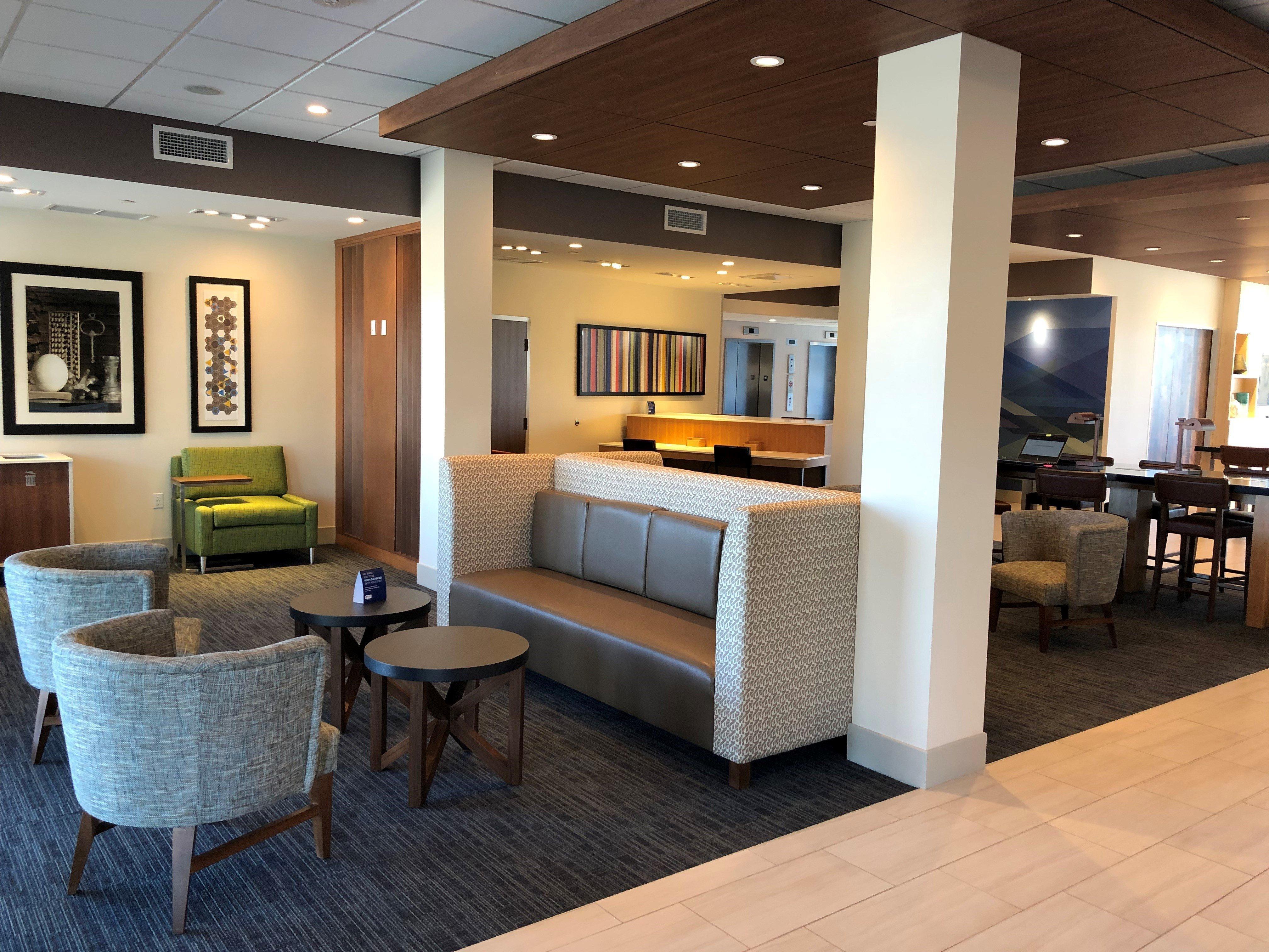 Holiday Inn Express & Suites - Springfield North By Ihg Ngoại thất bức ảnh